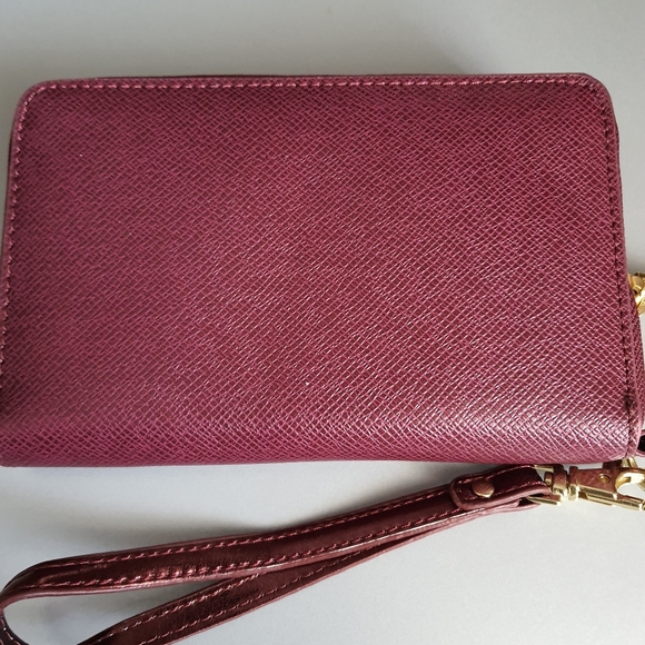 Ivanka Trump Wallet - Picture 3 of 4